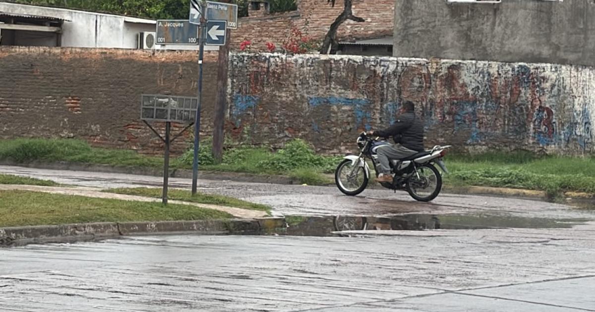 Tras la neblina la Madre de Ciudades se prepara para una semana marcada por lluvias y lloviznas