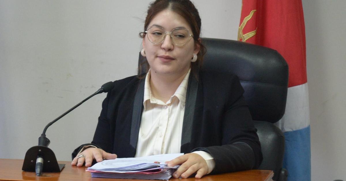 Fue condenada como partiacutecipe primaria en el abuso de su hija