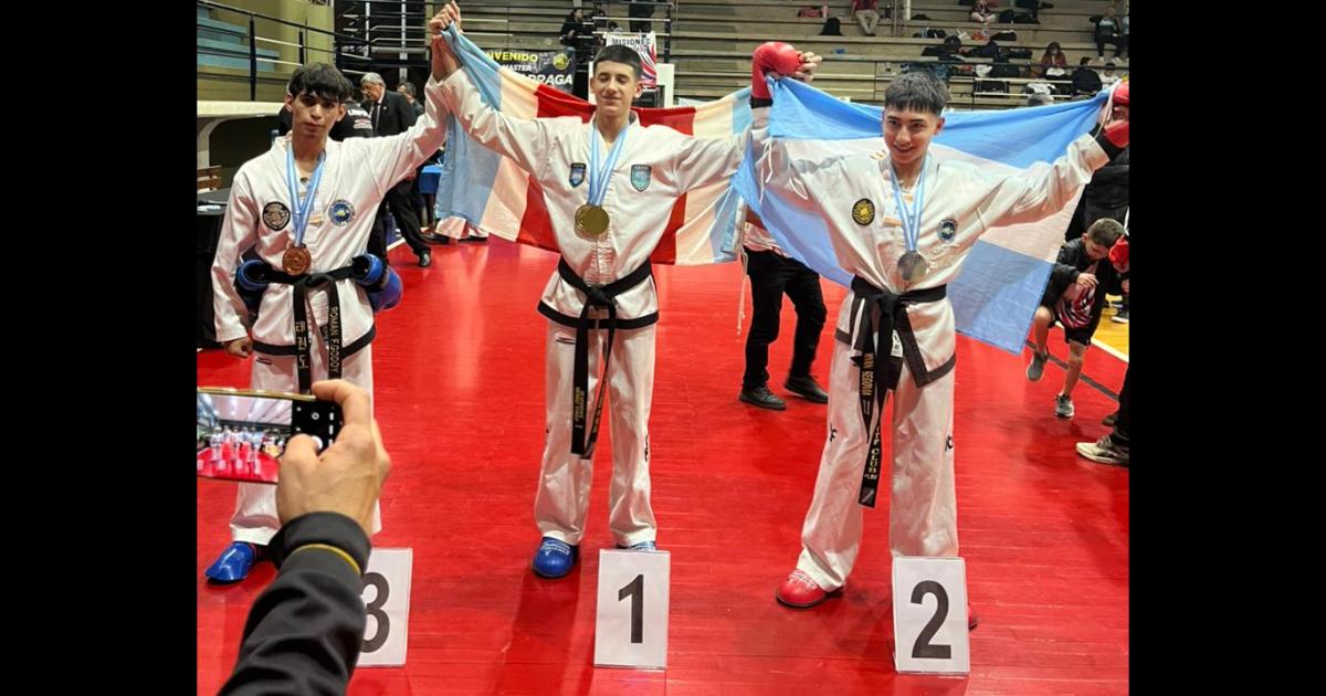 Destacada participacioacuten en el Campeonato Internacional Tres Fronteras de la delegacioacuten de Taekwondo Top Team