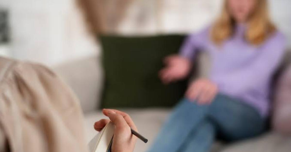 Colegio de Psicoacutelogos advierte sobre falso profesional que brinda claves para vivir mejor