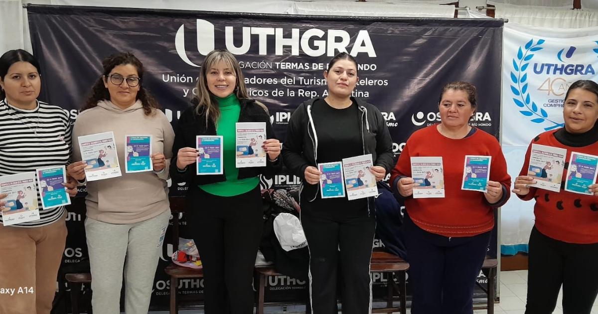 Uthgra seccional Termas de Riacuteo Hondo con actividades recordara la marcha histoacuterica del 3 de junio Ni una Menos 2015