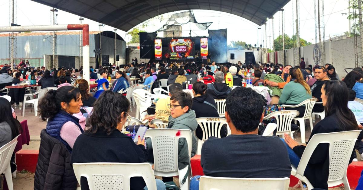 Termenses y turistas disfrutaron la Gran Pentildea Anual de Ashpa Sumaj