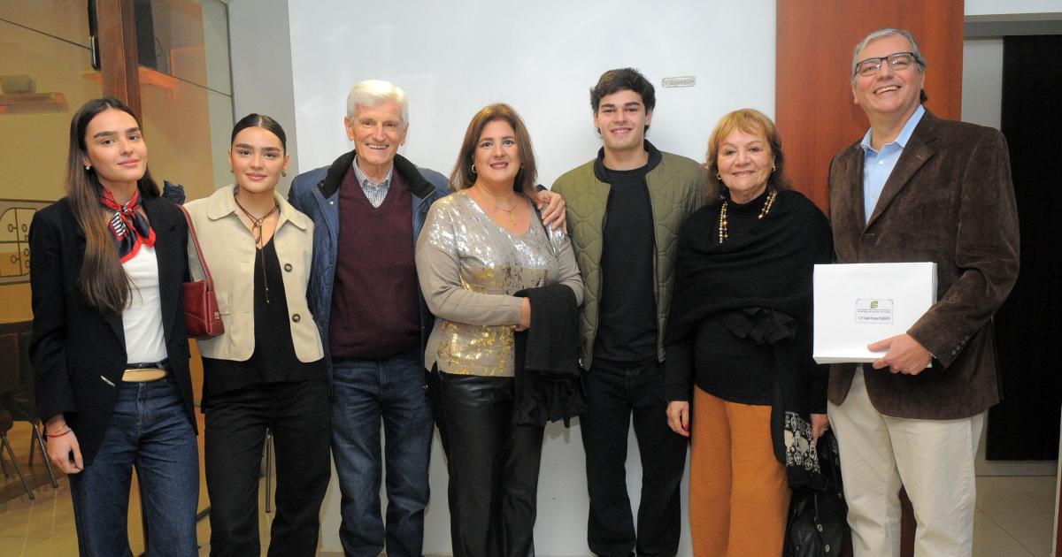 RECONOCIMIENTO A GRADUADOS 