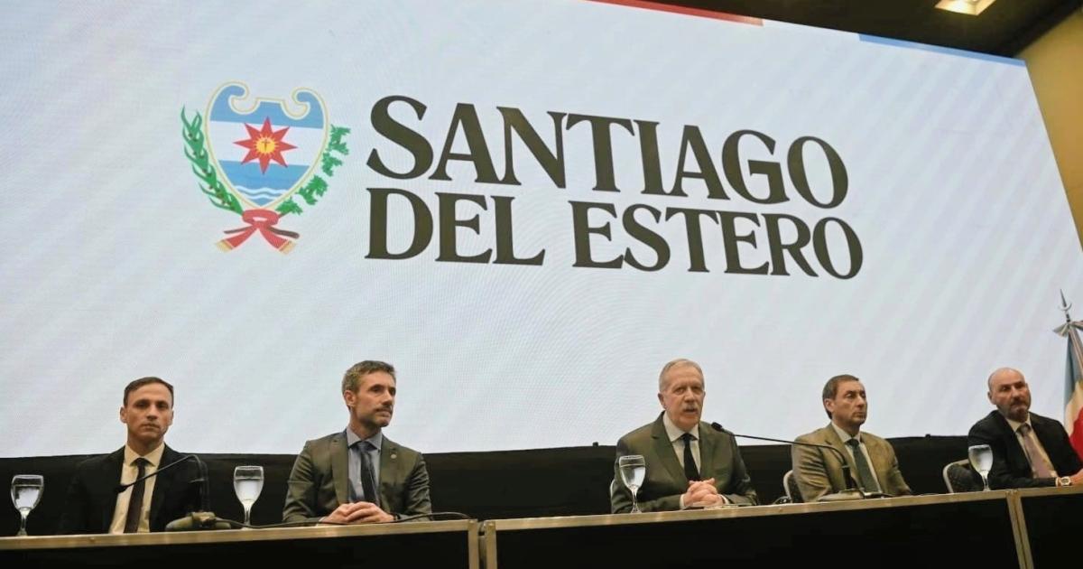 Eliacuteas Suaacuterez en Encuentro Federal de Industrias Culturales y Creativas