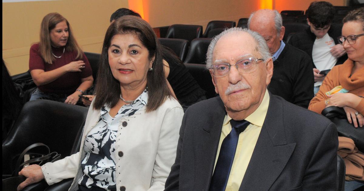 RECONOCIMIENTO A GRADUADOS 