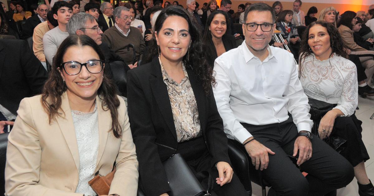 RECONOCIMIENTO A GRADUADOS 