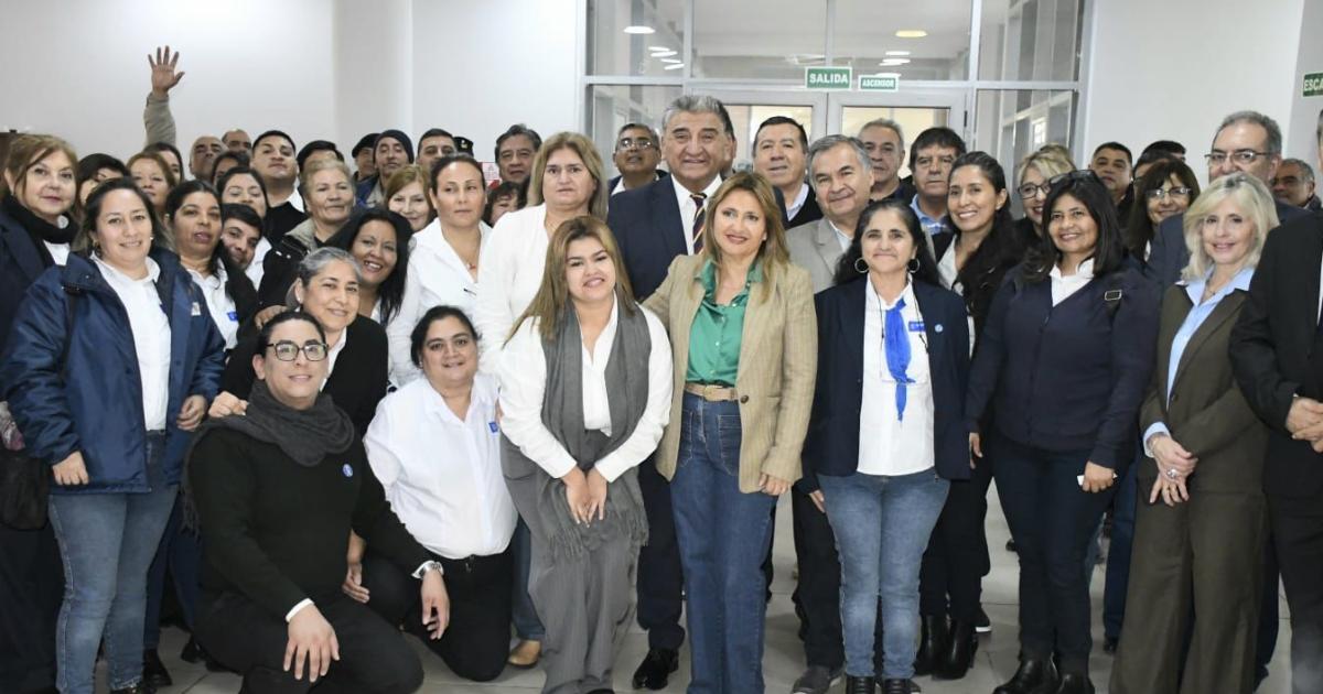 La intendente Fuentes destacoacute el trabajo del personal de Calidad de Vida al promover el respeto de las ordenanzas