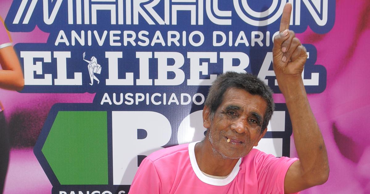 Paulino tambieacuten dejoacute un legado deportivo- fue atleta entre la deacutecada del 80 y 90