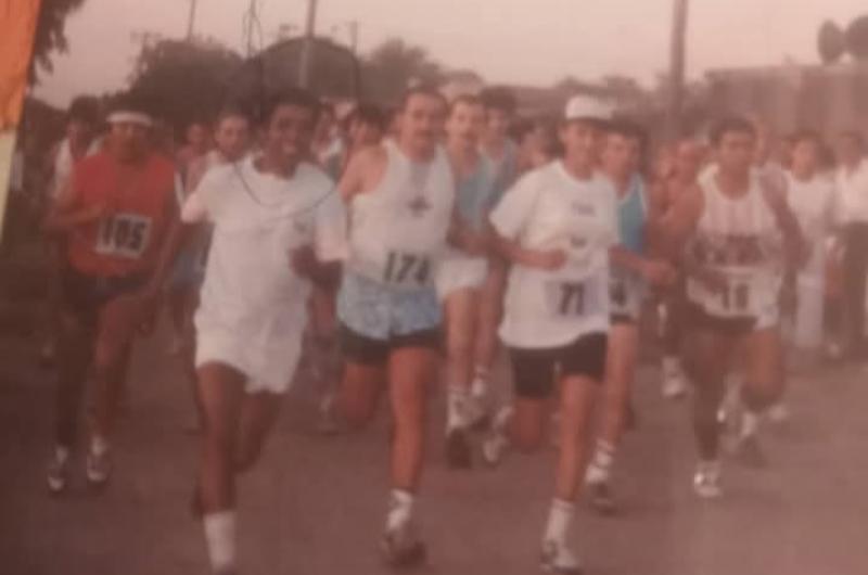 Paulino tambieacuten dejoacute un legado deportivo- fue atleta entre la deacutecada del 80 y 90