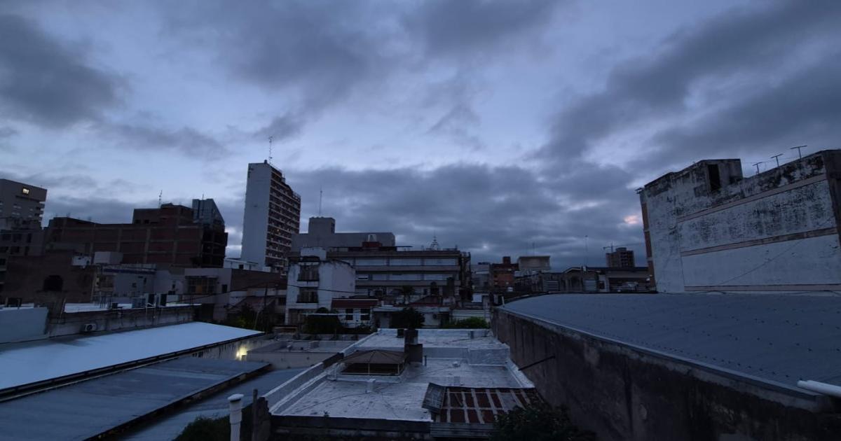Nublado y con posibilidad de lluvias- el pronoacutestico para este saacutebado