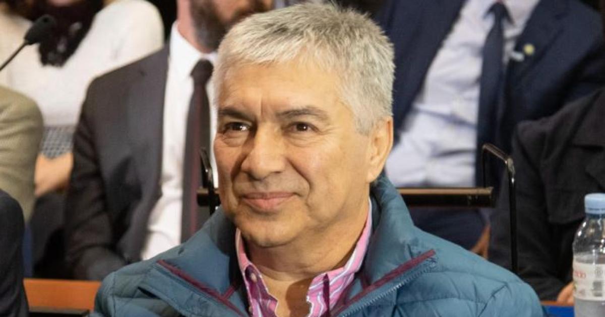 Laacutezaro Baacuteez fue internado de urgencia en el Hospital de Ezeiza por un cuadro de neumoniacutea