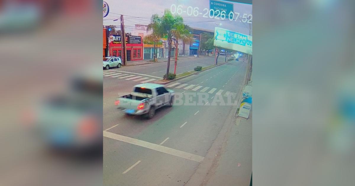 FOTOS  Buscan interceptar la camioneta que embistioacute y matoacute a una joven en avenida Belgrano