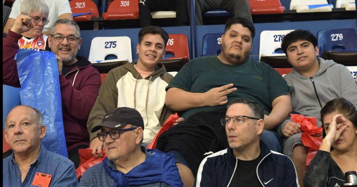 NOCHES DE BAacuteSQUET EN EL ESTADIO CIUDAD