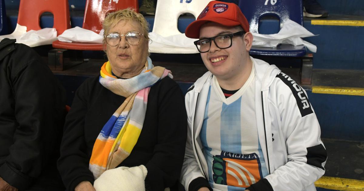 NOCHES DE BAacuteSQUET EN EL ESTADIO CIUDAD