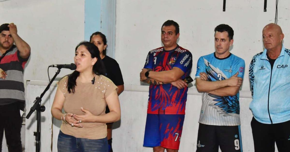 Fernaacutendez fue sede de una exitosa fecha de la Liga Regional de Hockey sobre Patines