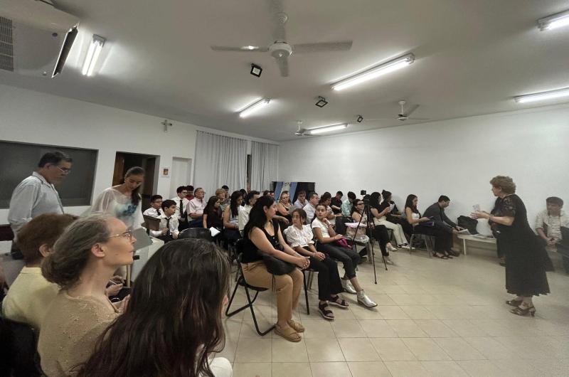 Proponen numerosos espacios para aprender canto e instrumentos