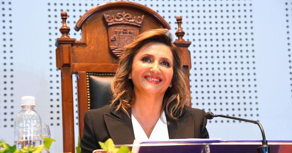 Personalidades de Santiago y el paiacutes saludaron a EL LIBERAL en el Diacutea del Periodista