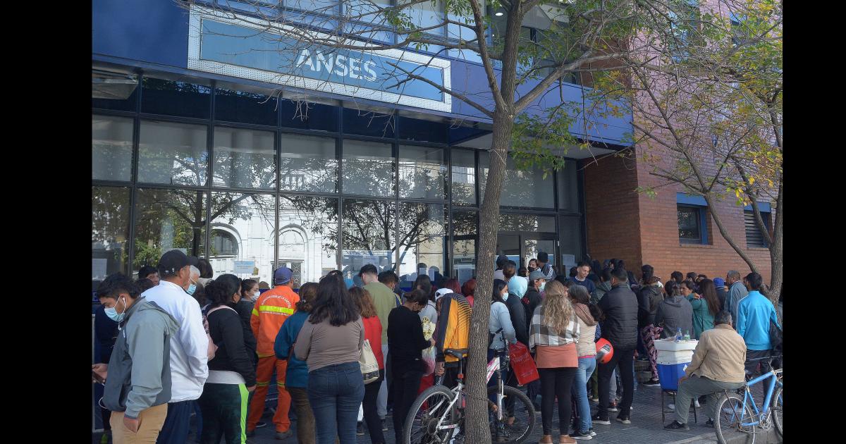 El cronograma de pagos de ANSES- los beneficiarios alcanzados