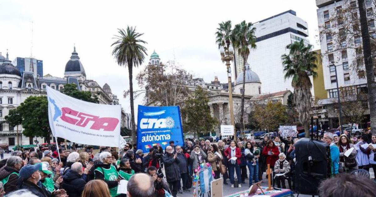 Las CTA marcharaacuten a Plaza de Mayo en rechazo al ajuste de Milei y en defensa de los sectores maacutes vulnerables