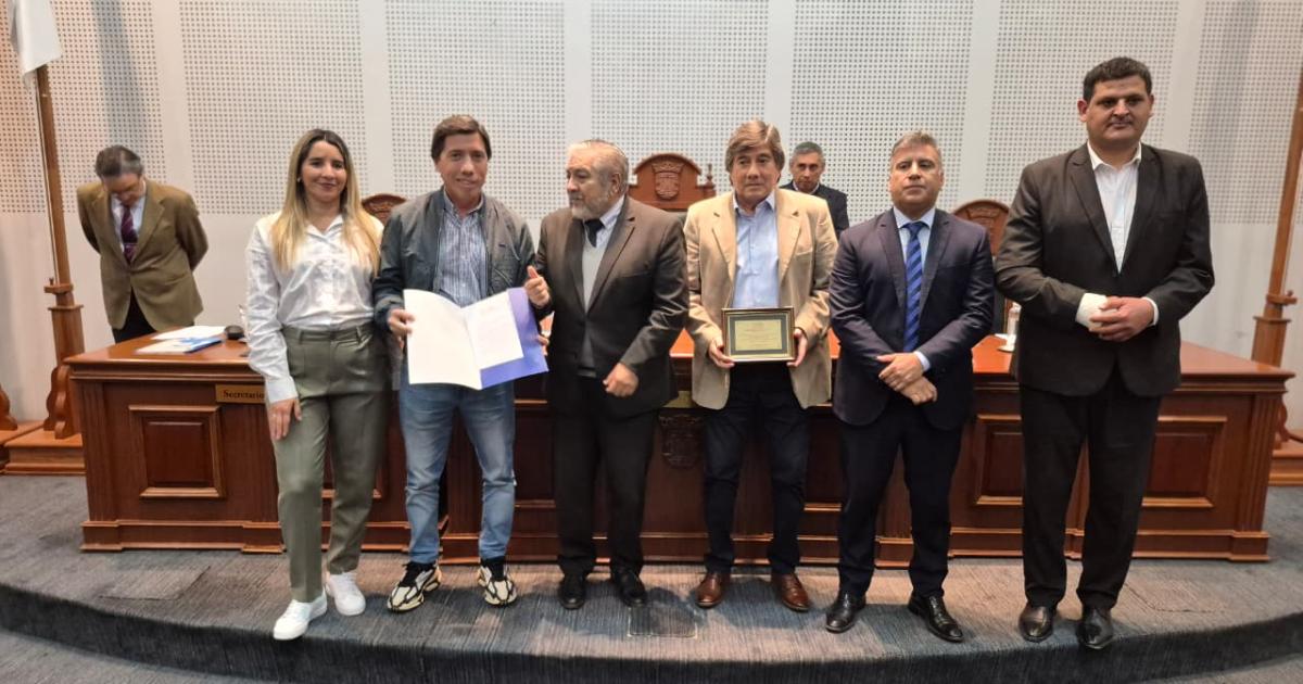 Reconocimiento del Concejo Deliberante a Opinioacuten Deportiva histoacuterico programa de Canal 7