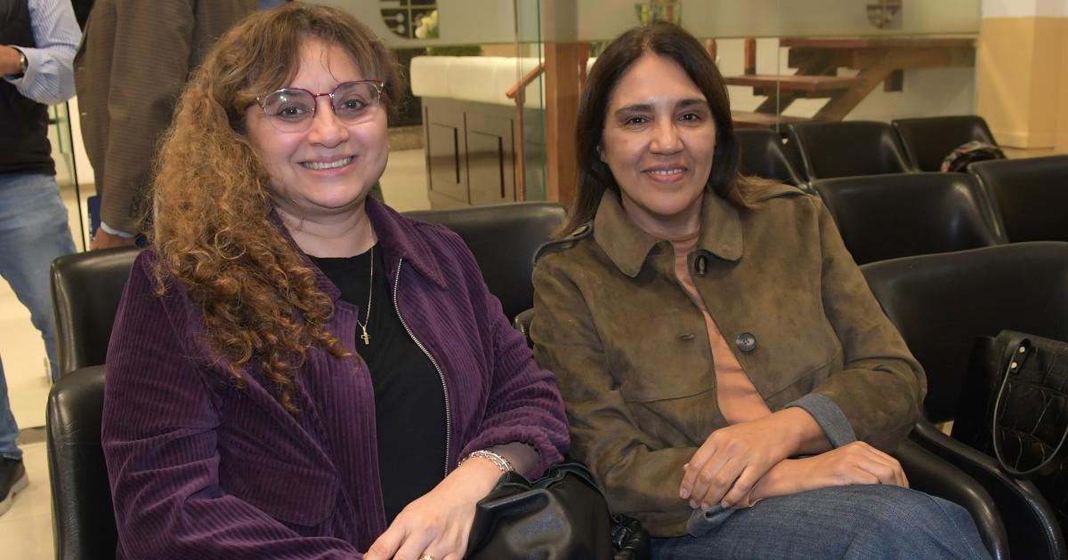 CHARLA EN CIENCIAS ECONOacuteMICAS