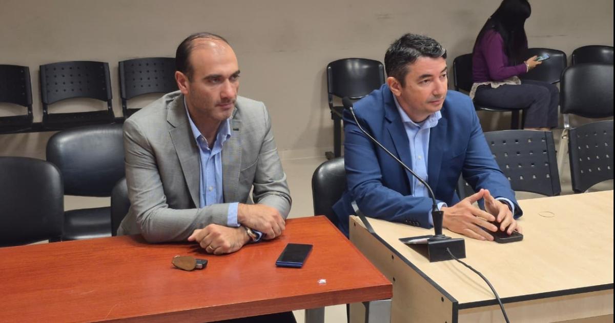 CONTRACARA- La Fiscalía reclamó ayer la elevación a juicio Por el contrario la defensa (foto) el sobreseimiento total y definitivo del comerciante El juez Fernando Paradelo difirió su resolución