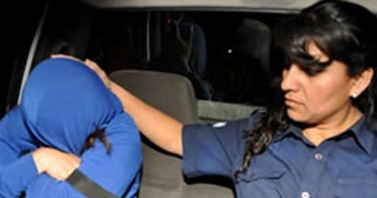 Docentes detectaron violencia intrafamiliar- una madre presa
