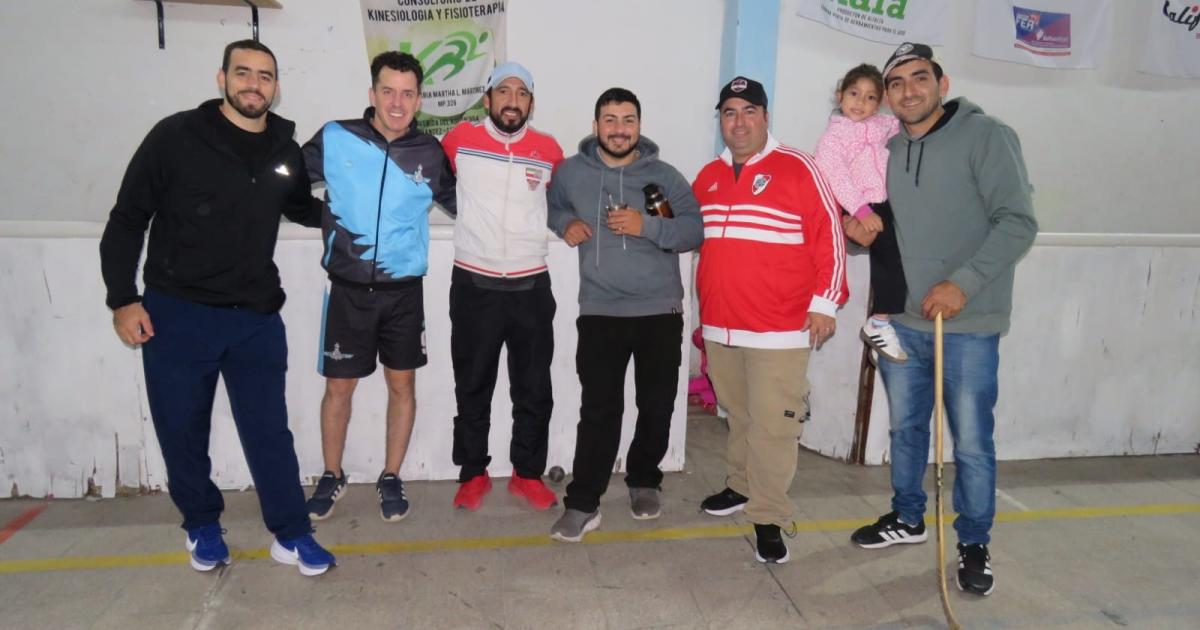 HOCKEY SOBRE PATINES EN FERNAacuteNDEZ