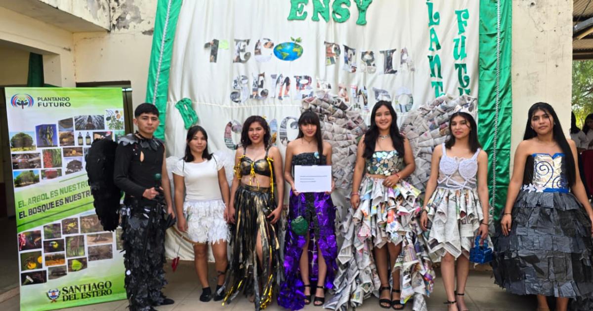 Sembrando conciencia- Yuchaacuten vivioacute su primera Ecoferia ambiental