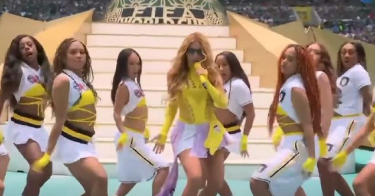 Asiacute fue la actuacioacuten de Shakira en la ceremonia inaugural del Mundial 2026