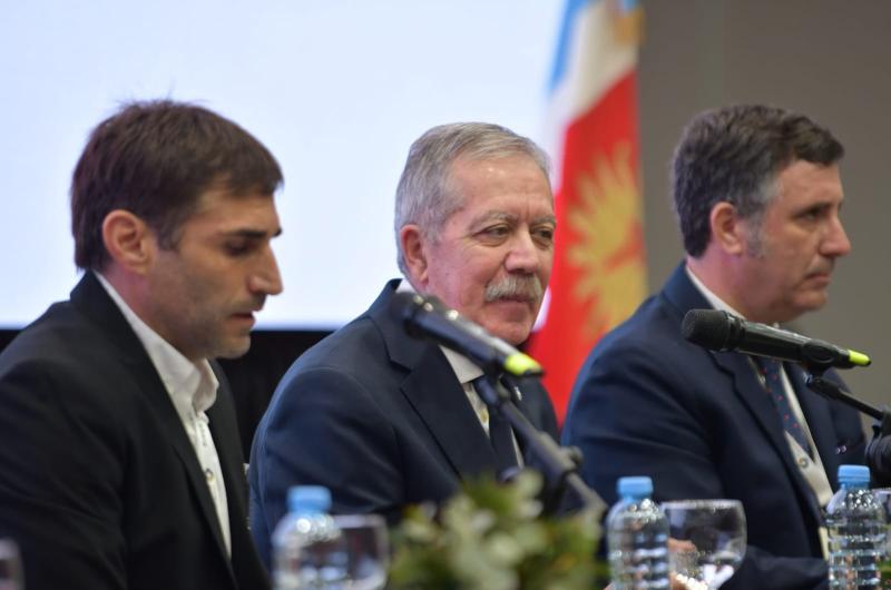 Eliacuteas Suaacuterez abrioacute el 1deg Foro de Economiacuteas Regionales de la Repuacuteblica Argentina y llamoacute a consolidar un modelo productivo federal