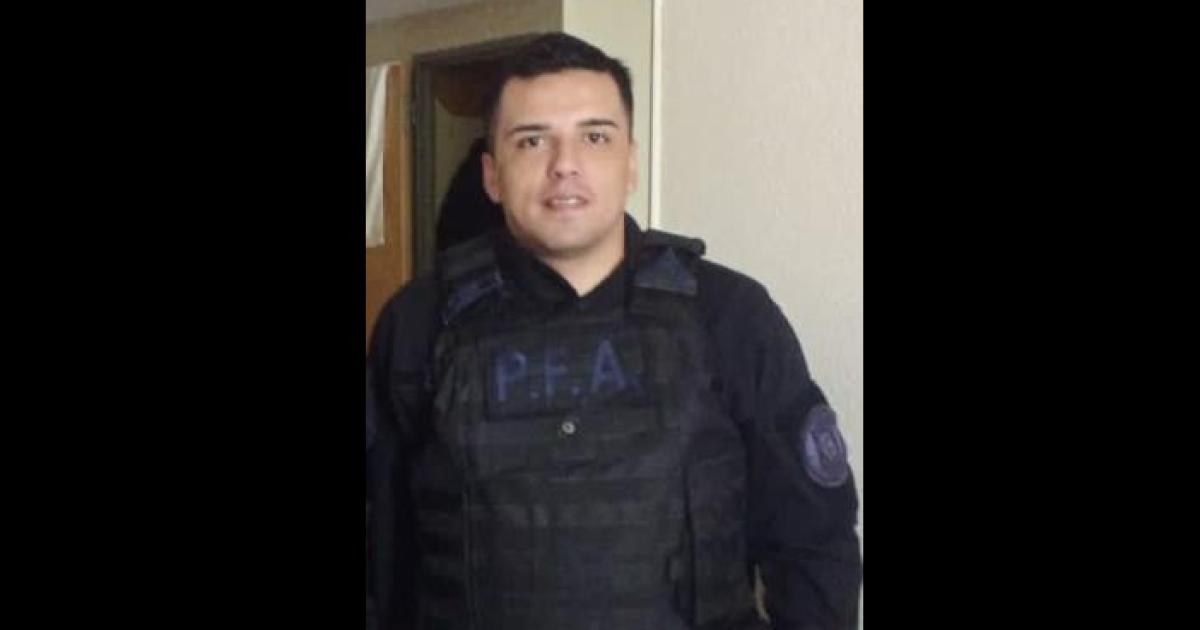 Un policiacutea federal que presta servicios en Santiago fue herido de bala en Rosario