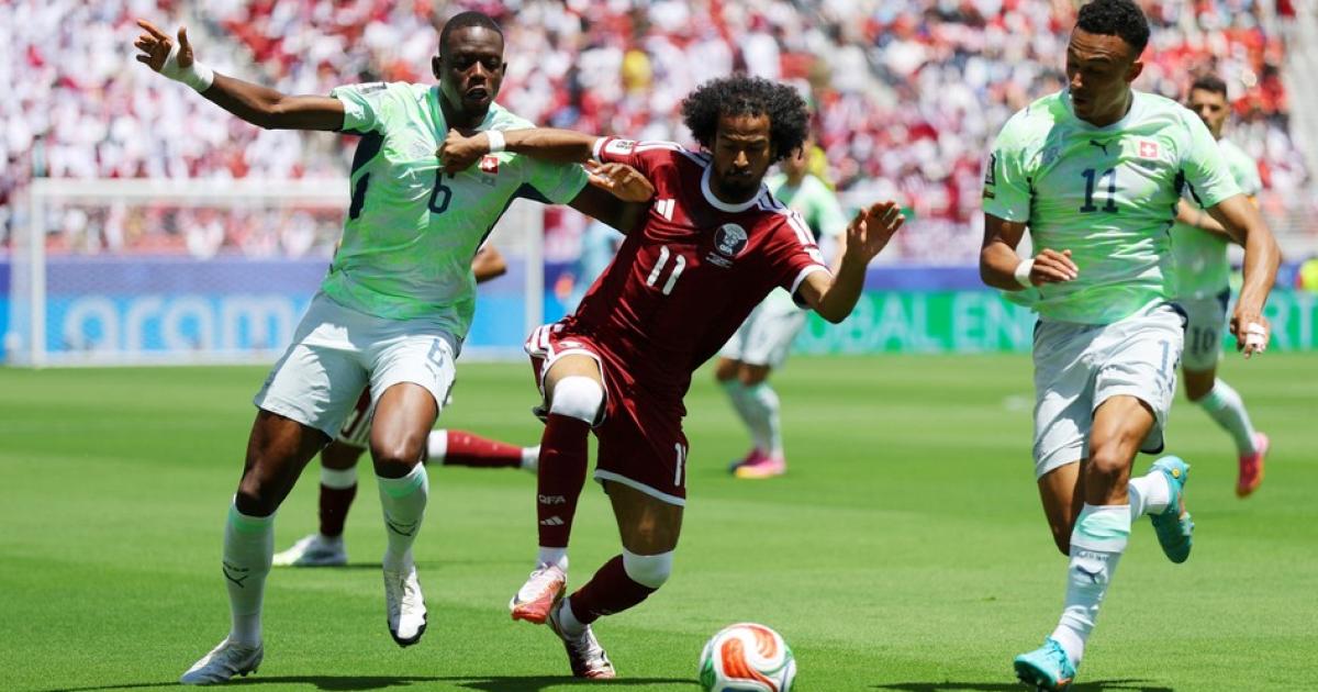 Qatar rescatoacute un empate agoacutenico ante Suiza en su debut mundialista