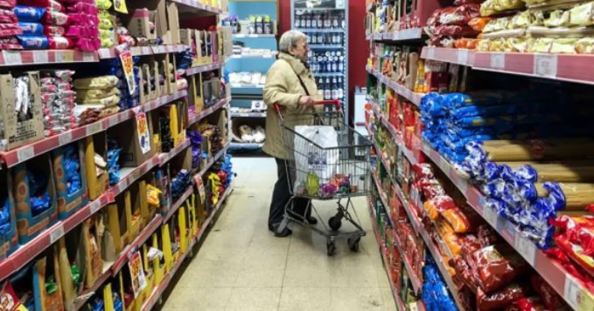 La inflacioacuten sigue en baja y podriacutea perforar el 2-en-porciento- aunque la recuperacioacuten econoacutemica es desigual