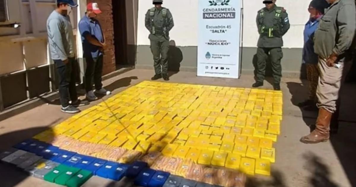 Condenaron a una banda narco integrada por gendarmes por el transporte de 334 kilos de cocaiacutena
