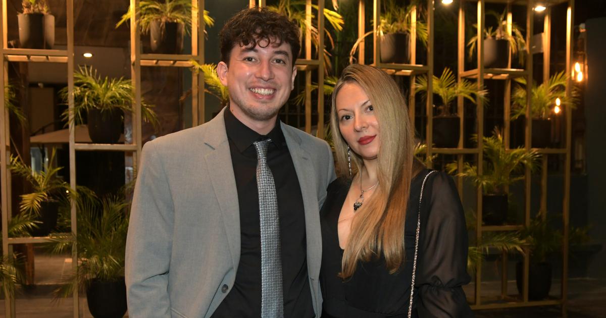 GRAN FIESTA DE GRADUADOS EN ZAMBRA