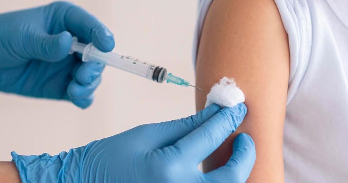 Los centros de salud lanzaron el Mes de la Vacunacioacuten Santiaguentildea