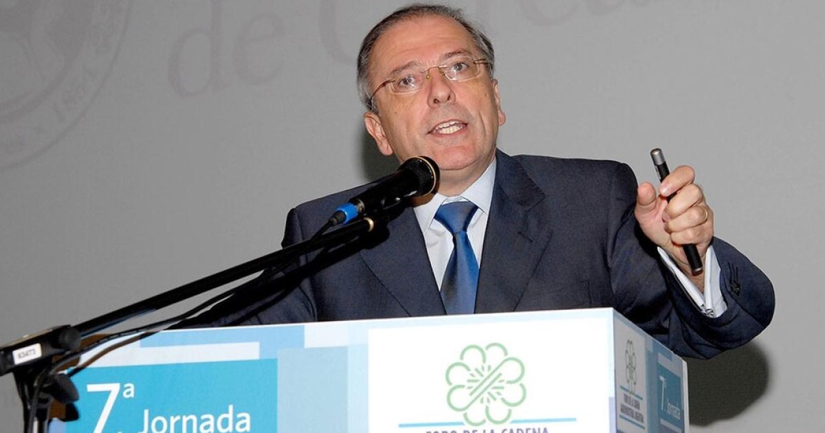 Daniel Montamat- Un barril a US 80 da para una baja en precios de naftas como de gasoil