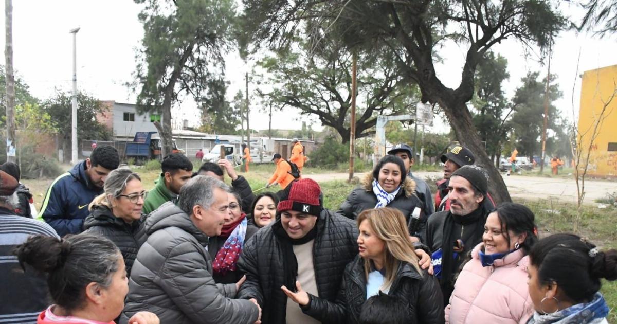 Fuentes y Benavente acompantildearon el trabajo de aacutereas operativas en el Bordm 8 de Abril