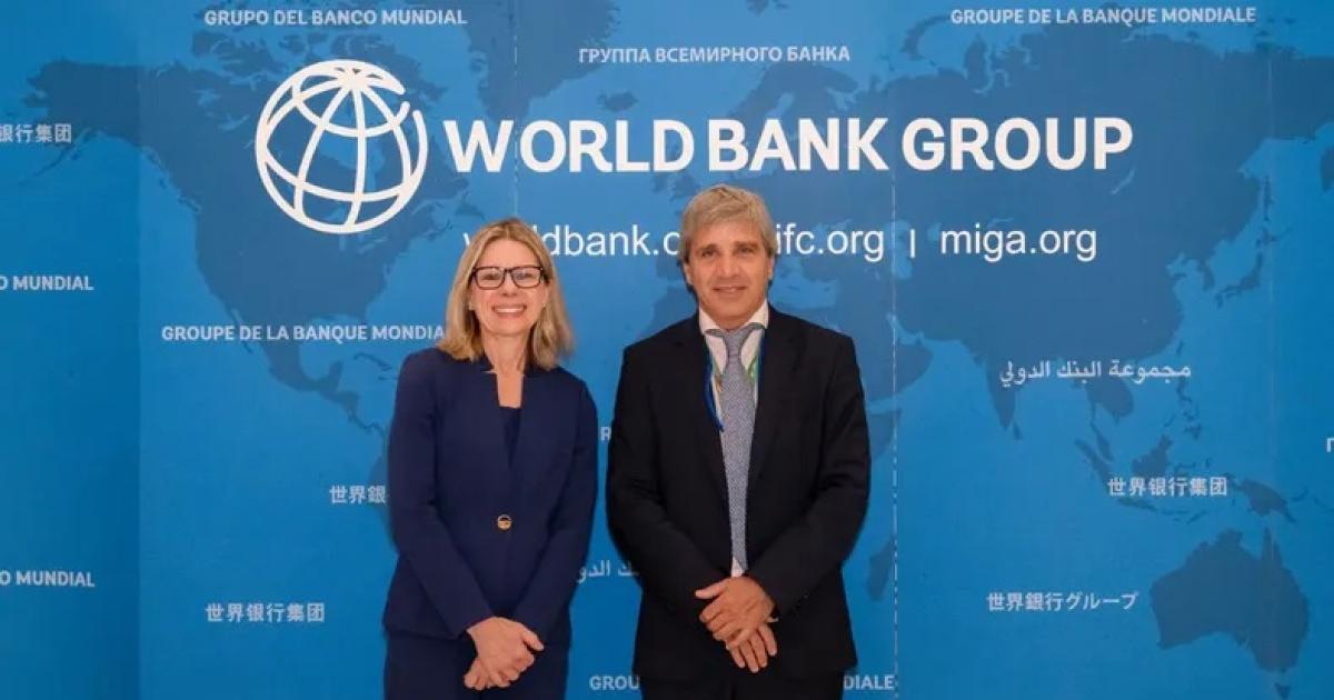 El Banco Mundial otorgoacute garantiacutea de US 2000 millones a la Argentina