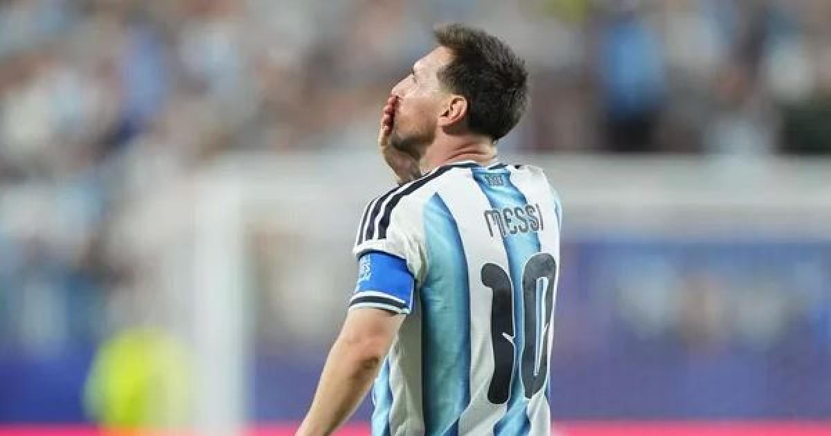 El emotivo mensaje de Messi tras brillar ante Argelia- Muy orgulloso de este grupo