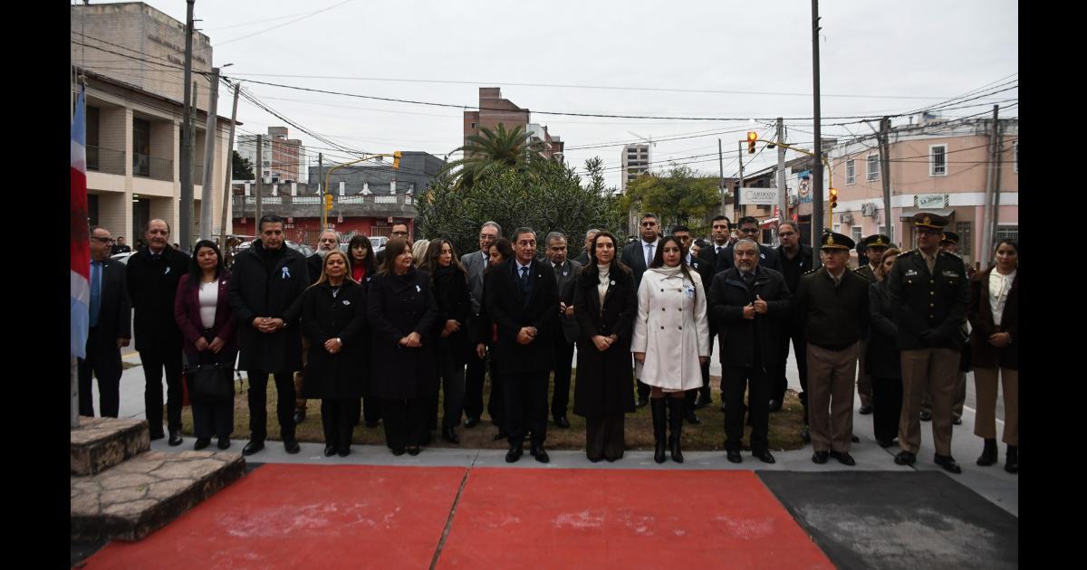 Autoridades de la Provincia participaron del acto en homenaje al General Martiacuten Miguel de Guumlemes 