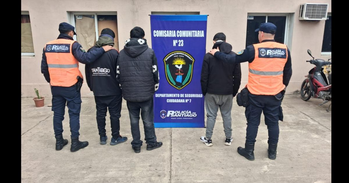 Teniacutea prisioacuten domiciliaria y junto a tres amigos golpearon a un joven en una plaza
