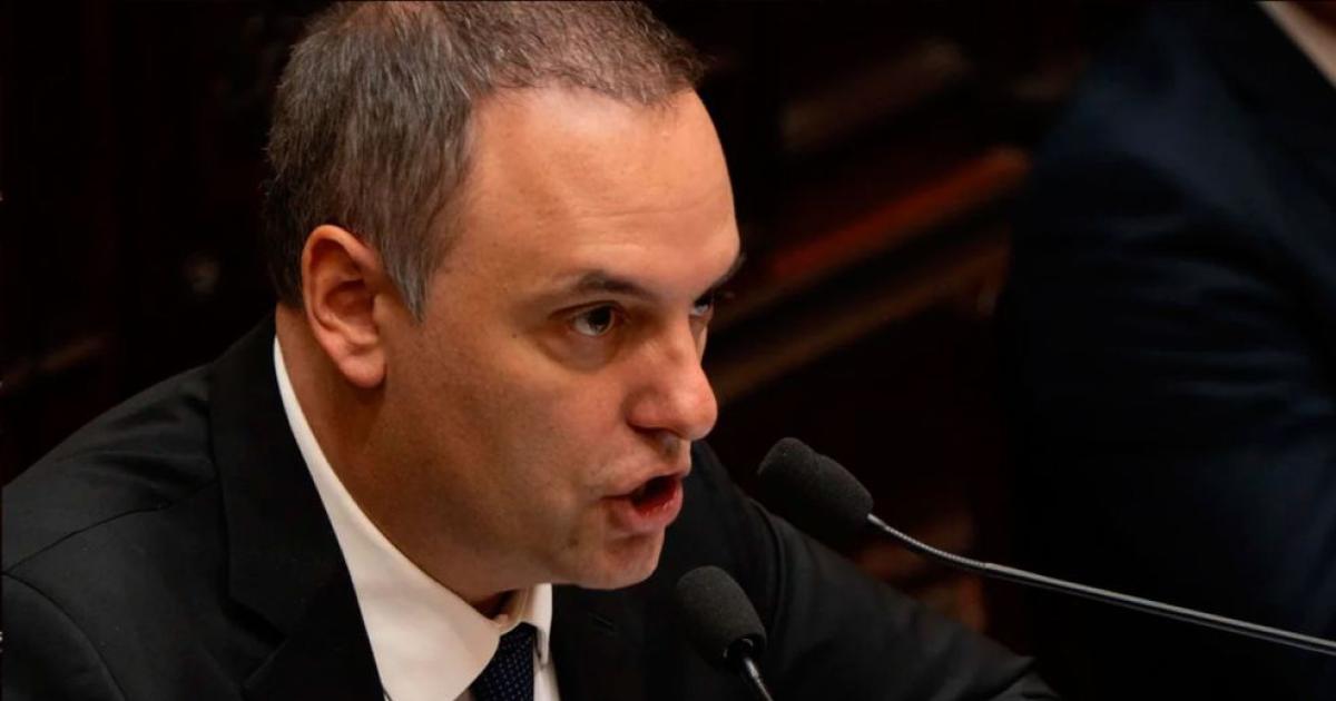 El Senado votaraacute la proacutexima semana para interpelar al jefe de Gabinete Manuel Adorni