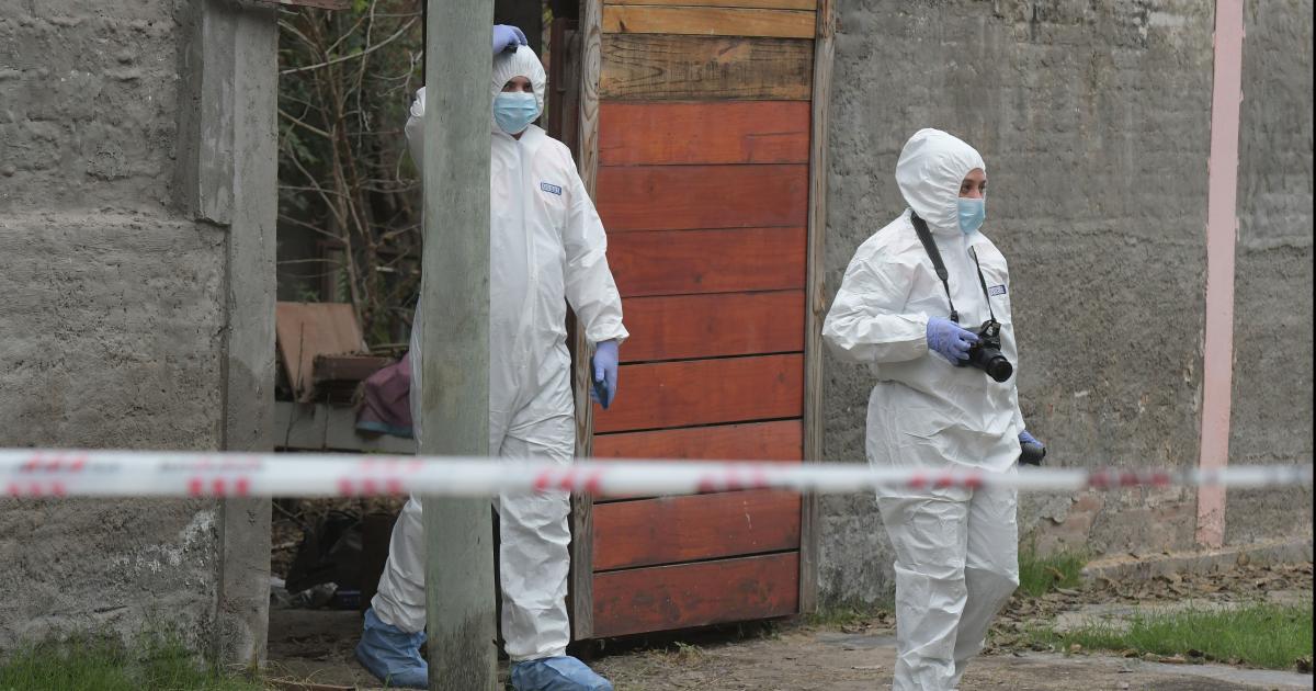 Un conocido docente muere calcinado al incendiarse su casa