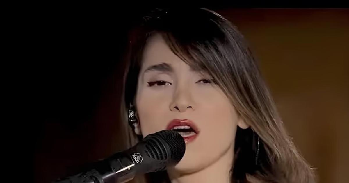 Castigan a una cantante iraniacute con 74 latigazos 