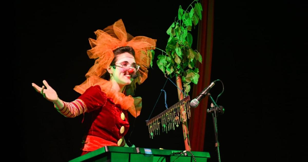 Exitoso inicio del ciclo de teatro en las bibliotecas populares de Santiago