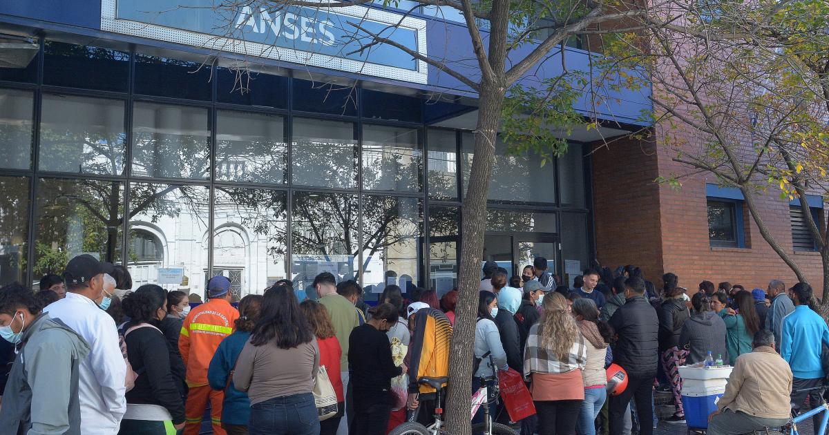 Quieacutenes cobran en ANSES a partir del 22 de junio- jubilaciones y asignaciones