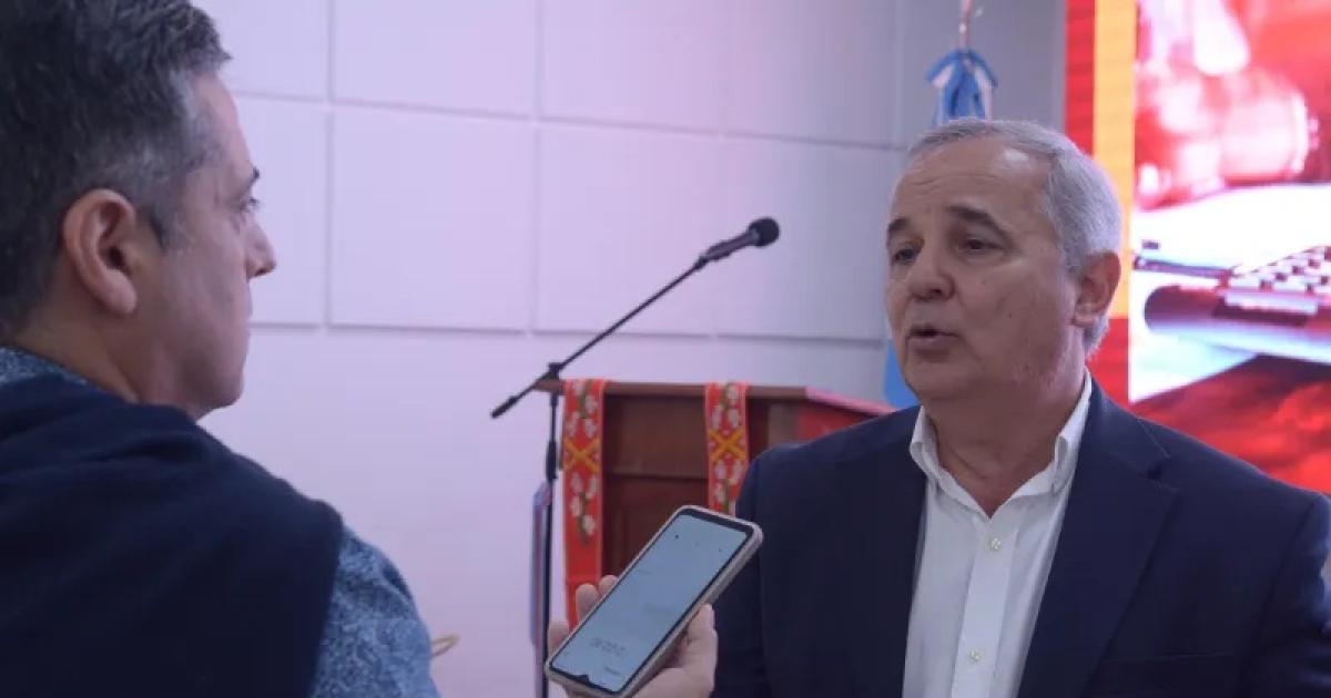SIMONELLA El Pte de la Federación de Consejos de Profesionales de Ciencias Económicas con EL LIBERAL