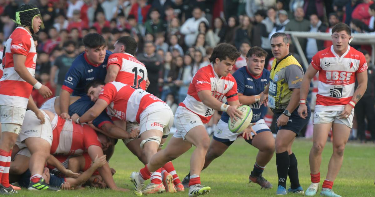 Lawn Tennis cerroacute una semana inolvidable y tambieacuten se quedoacute con el claacutesico de la liga del norte grande